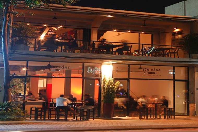 Waterfront - Bar & Restaurant - Đà Nẵng